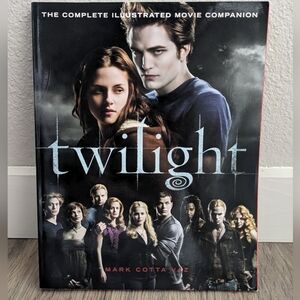 Twilight The Complete Illustrated Movie Companion